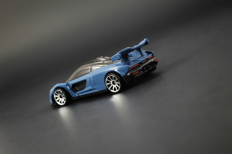 Illustration for article titled Hot Wheels' latest $1 Hypercar: McLaren Senna